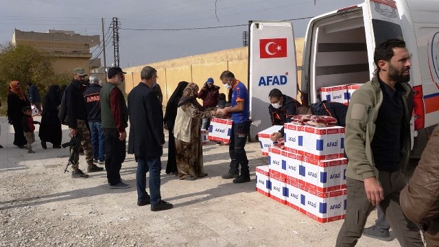 AFAD, Barış Pınarında İnsani Yardımlara Devam Ediyor