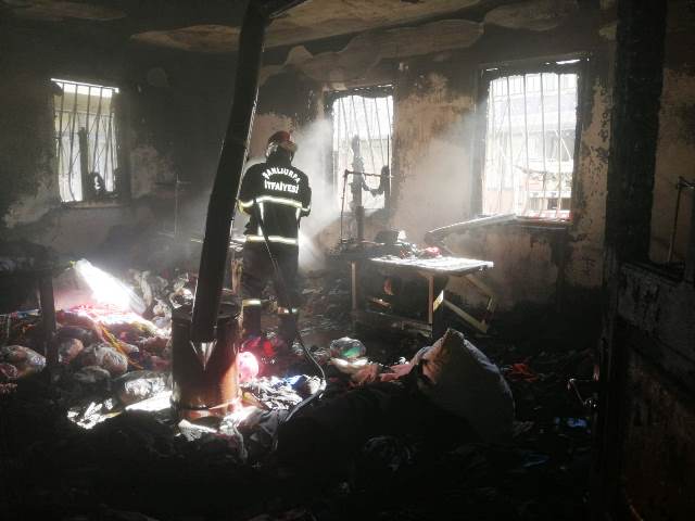 Eyyübiye’de yangın evde hasar büyük