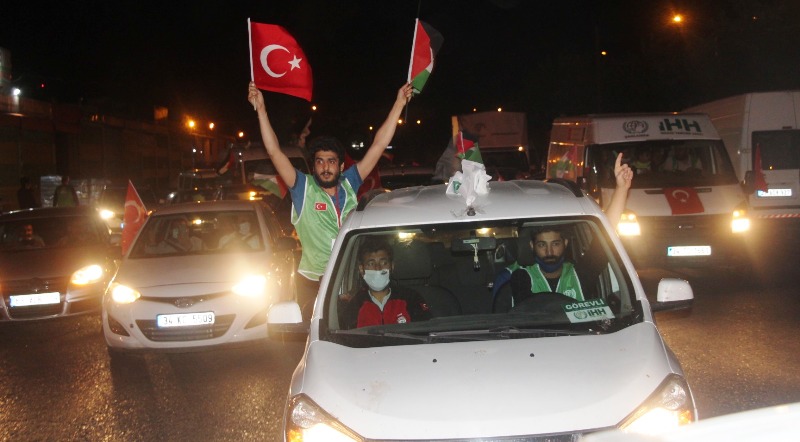 Filistin’e destek konvoyuna 550 araç destek verdi