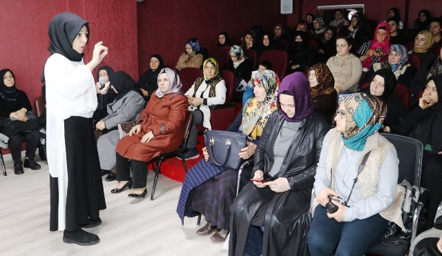 Kadınlara stres yönetimi semineri verildi- GÖRÜNTÜLÜ-