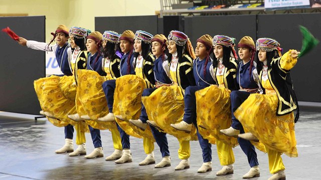 Urfa'da Halk oyunları bölge yarışması yapıldı-VİDEOLU-
