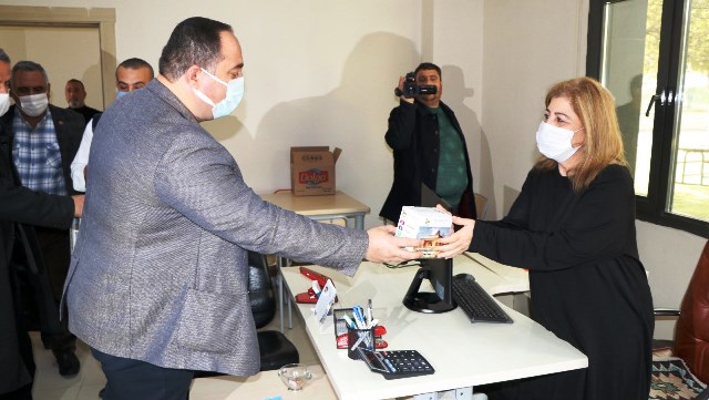 Viranşehir Belediyesi 10 Bin Kandil Simidi Dağıttı