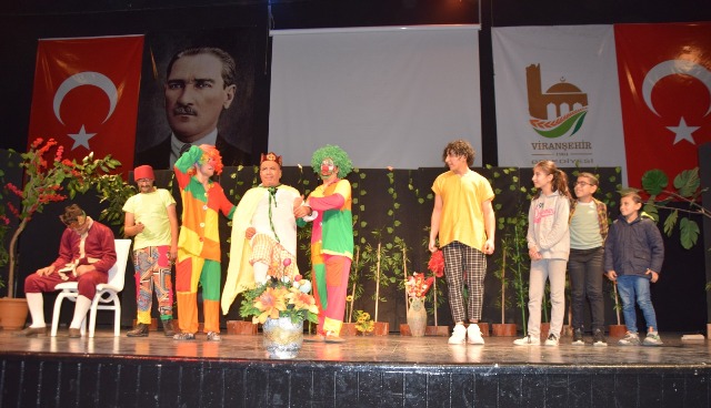 Viranşehir’de çocuklara yönelik tiyatro oyunu