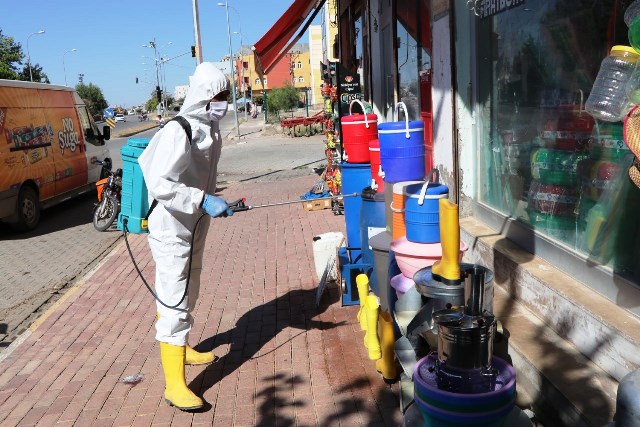 Viranşehir’de Dezenfekte Çalışmaları Devam Ediyor