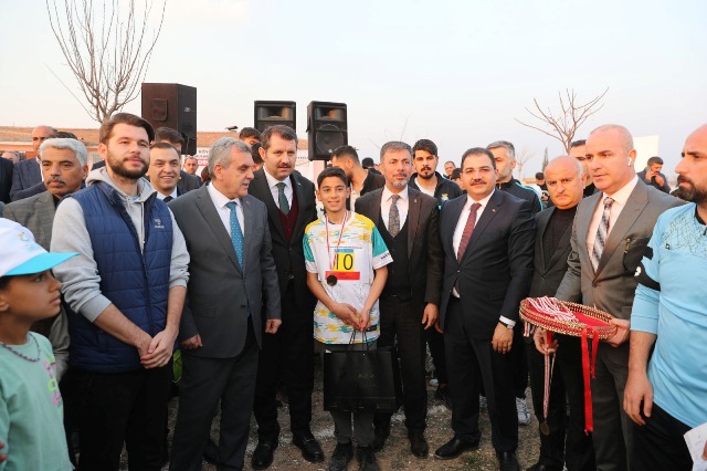 Haliliye’de köylerarası spor müsabakasında ödüller verildi