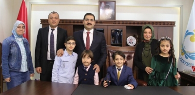 Başkan Canpolat, makamını Muhammet Eray’a devretti