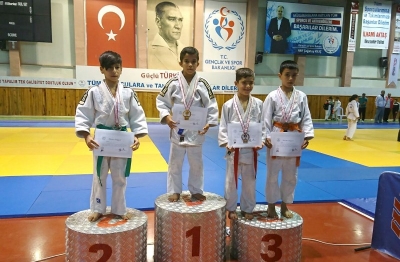 Büyükşehir judo kulübü Türkiye şampiyonu çıkardı