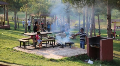 Eyyübiyeliler hafta sonu parklara akın etti