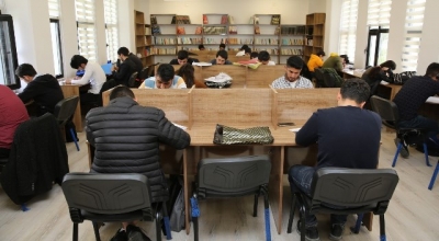 Gençler sınavlara okuma evlerinde  hazırlanıyor