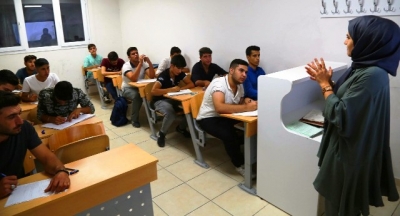 Gençler üniversiteye Haliliye belediyesi ile hazırlanıyor 