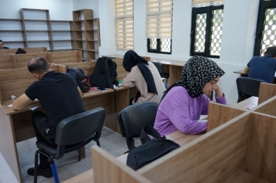 Gençlerin uğrak ders çalışma yeri Karaköprü okuma evleri
