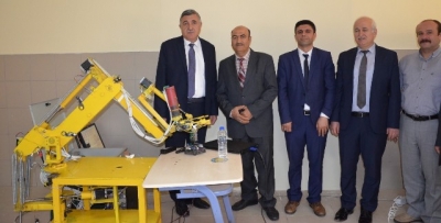 Harran Üniversitesinde 5 Eksenli Milli Bir Robot Geliştirdi