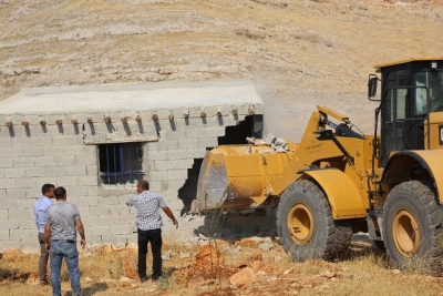 Nemrut’un tahtının etrafındaki kaçak yapılar yıktırıldı