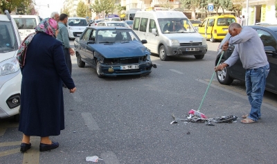 Şanlıurfa’da trafik kazası: 1'i polis 2 yaralı