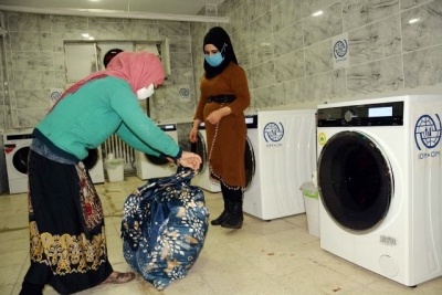 Siverek’te Her ay 350 ihtiyaç sahibi ailenin elbisesi ücretsiz yıkanıyor