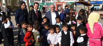 Vali Tuna Suriyeli Misafirleri ziyaret etti   