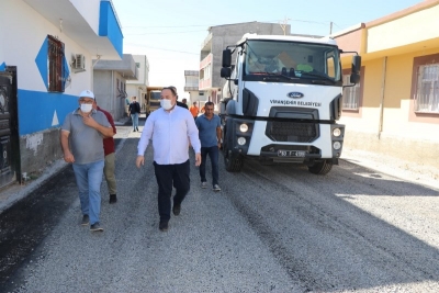 Viranşehir’de asfaltlama devam ediyor