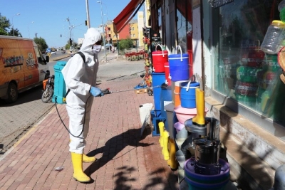 Viranşehir’de Dezenfekte Çalışmaları Devam Ediyor
