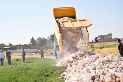 Viranşehir’de Hummalı Çalışmalar İle Yolların Kalitesi Artıyor