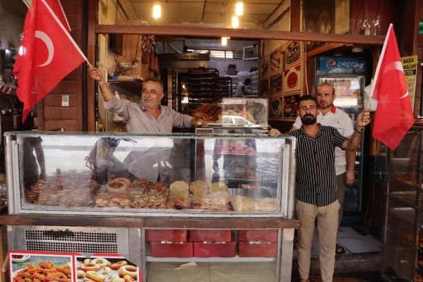 BAŞKAN GÜLPINAR; “TÜRKİYE OLARAK TARİHİ ANLARA ŞAHİTLİK EDİYORUZ”