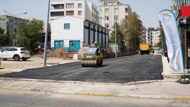 HALİLİYE BELEDİYESİ'NDEN VEYSEL KARANİ MAHALLESİNE ASFALT HİZMETİ
