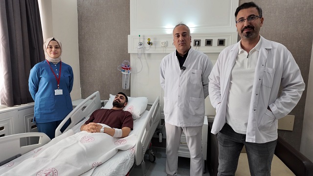 Kalpteki Doğuştan Darlık Başarıyla Açıldı