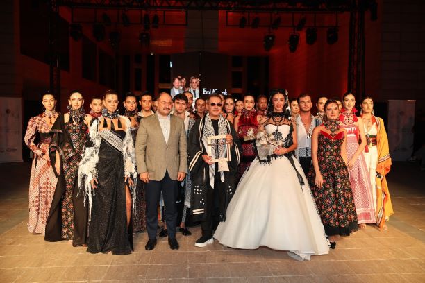 ŞANLIURFA'NIN KÜLTÜREL MİRASI MODA İLE BULUŞTU- VİDEOLU-