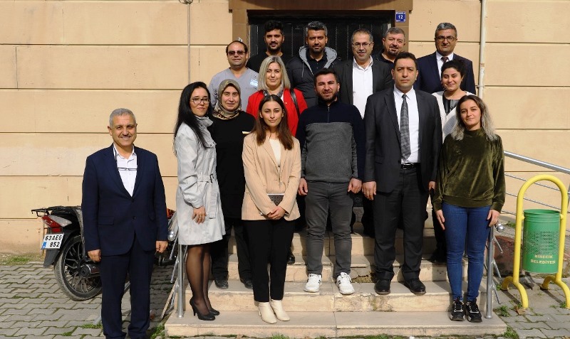 Solmaz; Birecik, Halfeti ve Bozova da sağlık çalışanları ile bir araya geldi.