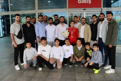 BALKAN ŞAMPİYONU MEMLEKETİ ŞANLIURFA’DA COŞKUYLA KARŞILANDI