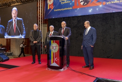 BAŞKAN GÜLPINAR’A  “YILIN EN BAŞARILI BELEDİYE BAŞKANI” ÖDÜLÜ