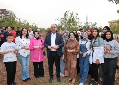  KARAKÖPRÜ'DE NAR FESTİVALİ COŞKUSU