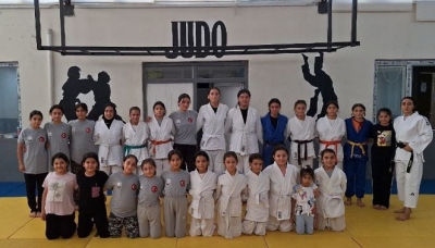 YAZ KURSLARINDA JUDO SPORUNA YOĞUN İLGİ 
